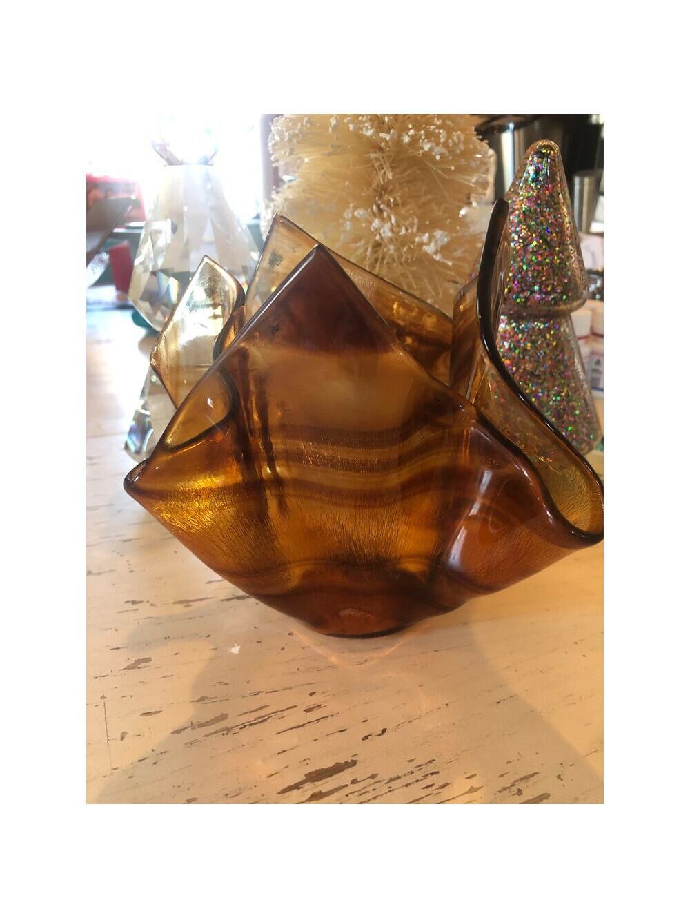 Vintage Unmarked Glass Handkerchief Vase 5" Brown